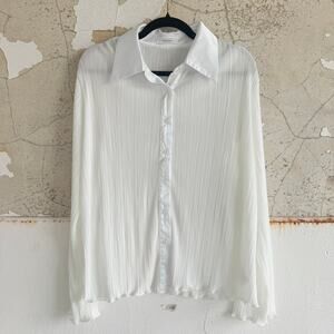 PepperMayo Pleated Blouse Oversized White Button Up Shirt Women 6 Minimalist Top
